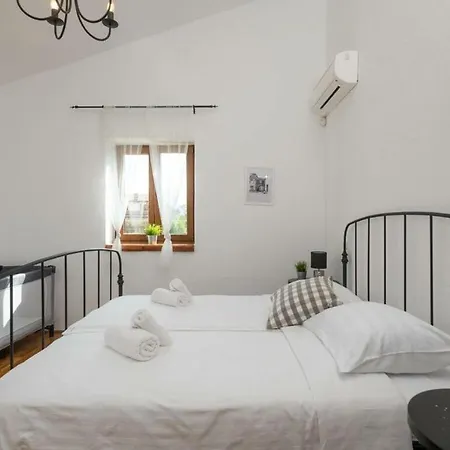 Hotel Orlene Comfortable 4*